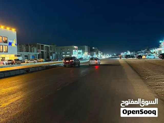 مبنى تجاري سكني