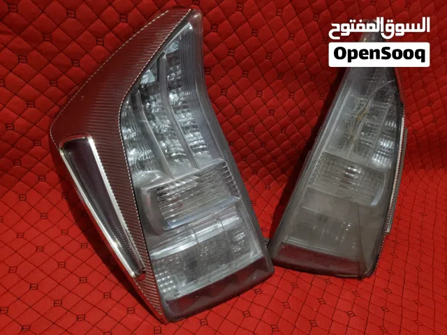 للبيع مجموعة من أسطبات وكشافات السيارات منوع للبيع الموقع صنعاء الزبيري شوف وصف الاعلان