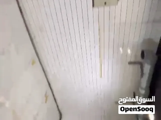 محل للايجار ش سالم المبارك 26 م زاويه مع جلسات خارجيه 80 م تقريبا يصلح نشاط مطعم او قهوه متخصصه