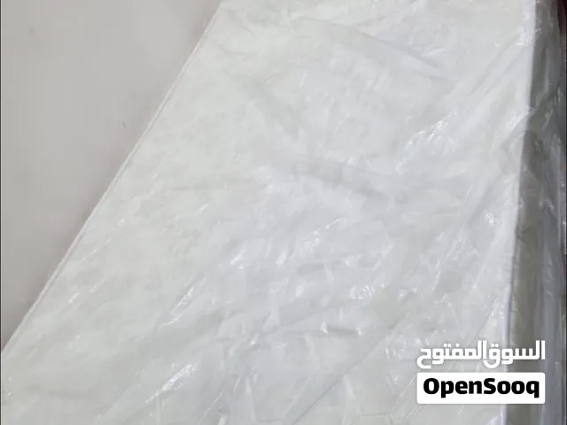خزانه و سرير