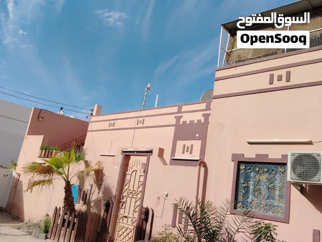 بيت للبيع في المده الكاتبيه