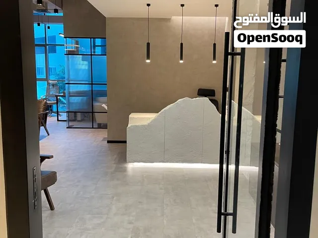 مكتب مجهز ومفروش بالكامل للتنازل – الدانة، أبوظبي  Fully Fitted & Furnished Office for Takeover –