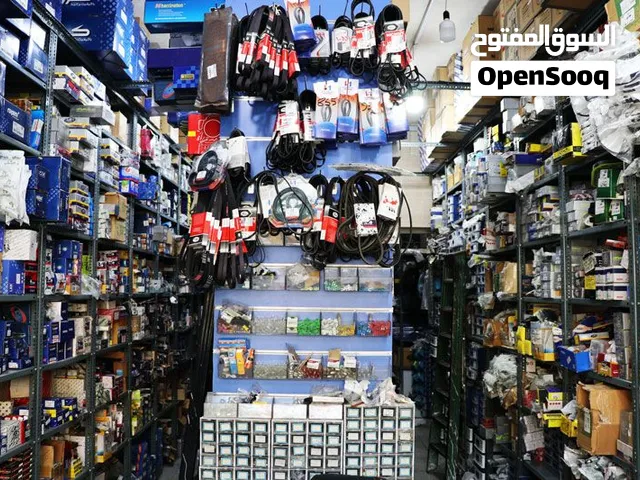 توفير قطع غيار السيارات