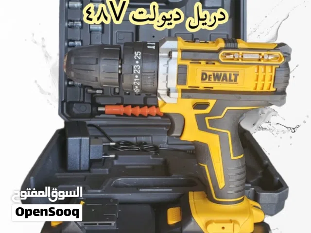 دريل لاسلكي يعمل ببطاريه شحن  48 فولت من شركة DEMALT العالميه