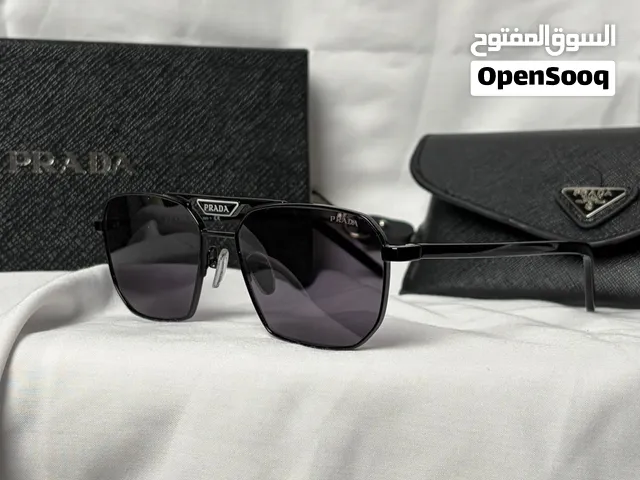 ظارة شمسية برادا (Prada) تصميم عصري وأنيق