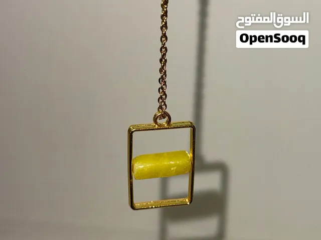 سلاسل احجار كريمه فاخرة سعر 5 ريال