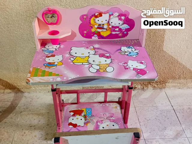 مكتب اطفال مع كرسي للبيع