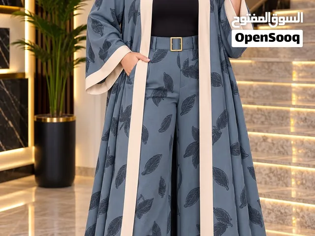 كلابيات وعبايات