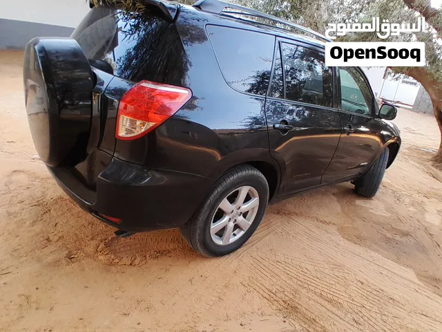 Used Toyota RAV 4 in Qasr Al-Akhiar