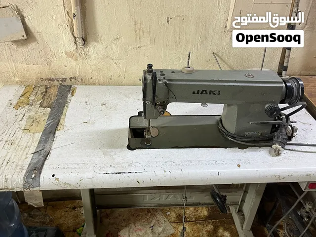 مكينة خياطه شغاله عدد 2 ماركة JAKI