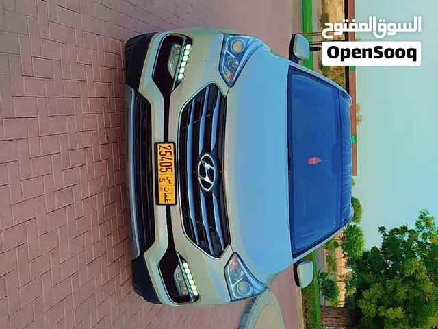 هيونداي سنتافي موديل:2016 مواصفات خليجية السيارة واسعة وكبيرة