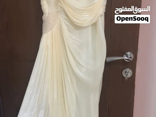فساتين عرس  وملكة