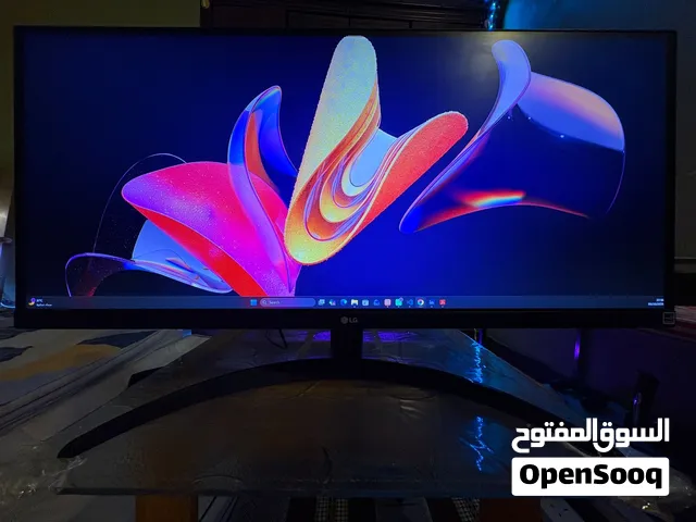 LG 29 UltraWide IPS Monitor (29WP500-B) – Pristine Condition (Al Aziziyah)