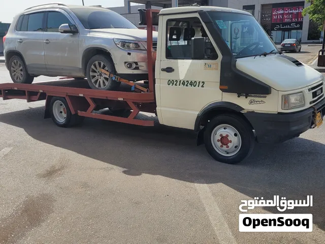 ساحبه لنقل السيارات