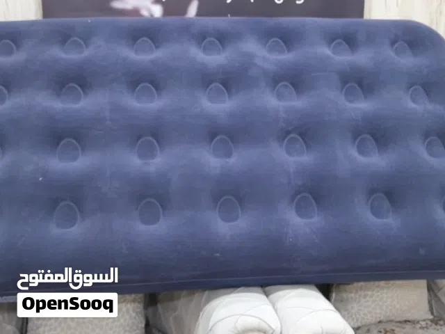 مسبح ومندر نفخ ومندر طوافه على الماء للبيع