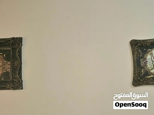 لوحات  بحاله جيدة جدا لوحتين آيات ولوحه ورود