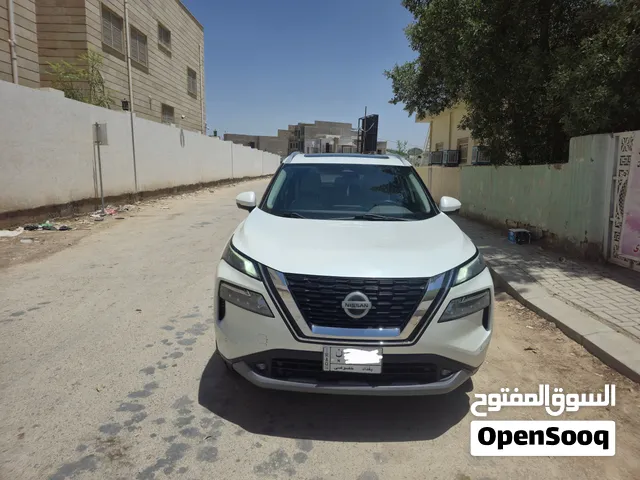 نيسان روج 2021 وارد امريكي بدون ايرباك محرك 2500