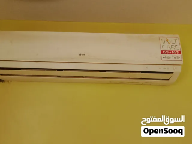 مكيفات سبليت للبيع في كافوري مريع 9قابل للتفاوض  سعر الواحد 750ااف جنيه سوداني  وحده داخليه فقط