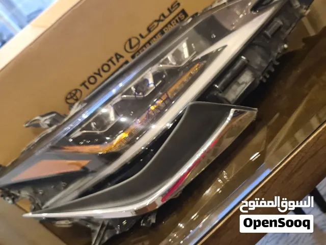 ليت أمامي يمين أصلي لكزس  Genuine Lexus Right Headlight