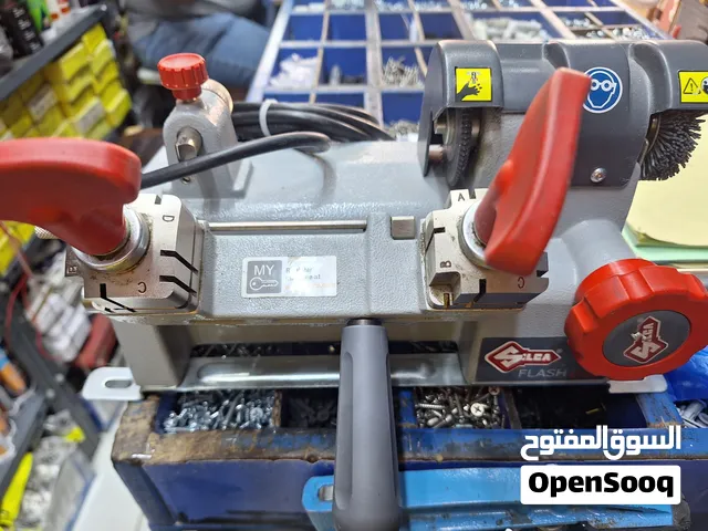 silca key cutting machine