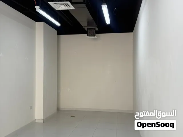 محل للإيجار في غلا