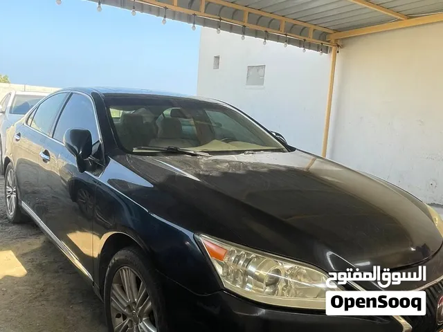 لكزس أي اس للبيع