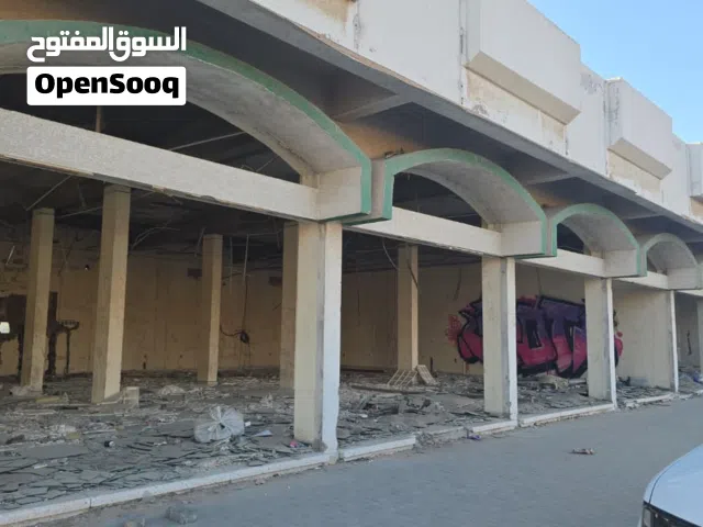 ارض عليها بناية قديمة للبيع في النهضة