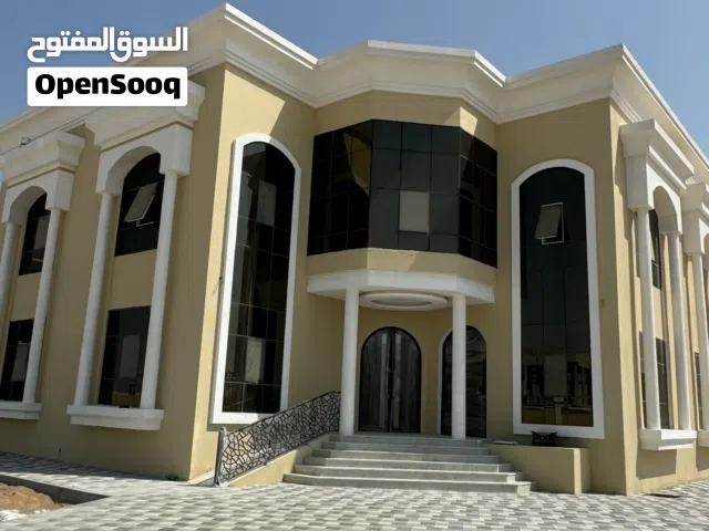 للبيع فيلا فخمة مواطن وخليجي مكيفات جاهزه  إول ساكن  جنب مول  الرحمانيه 6 غرف مساحة الارض 15،500 قدم