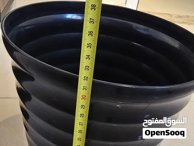 أحواض نباتات زينة بلاستك / لون أسود