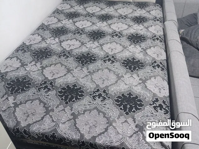 تخت تفصيل عرض 120سم مع ملحقيين