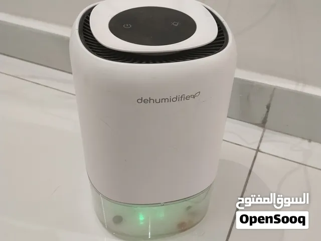 جهاز سحب رطوبة و ساعه حرارة ورطوبة