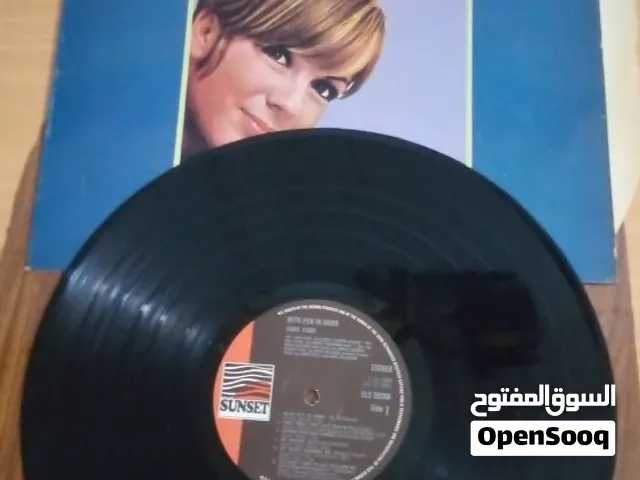 اسطوانات بك اب  اجنبي للمشاهير