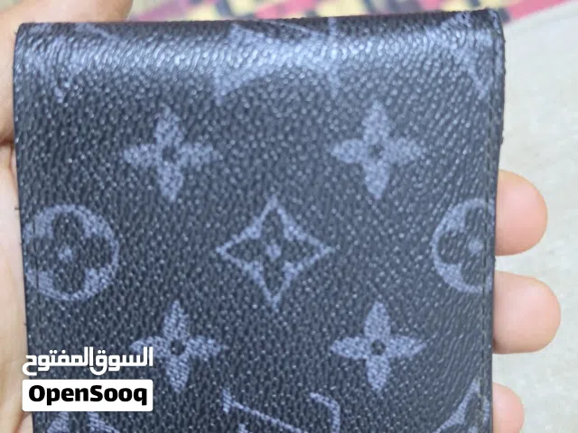 محفظة لويس فويتون (Louis Vuitton) الأصلية