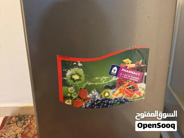 تلاجه NIKAI صغيره ف الغرفه