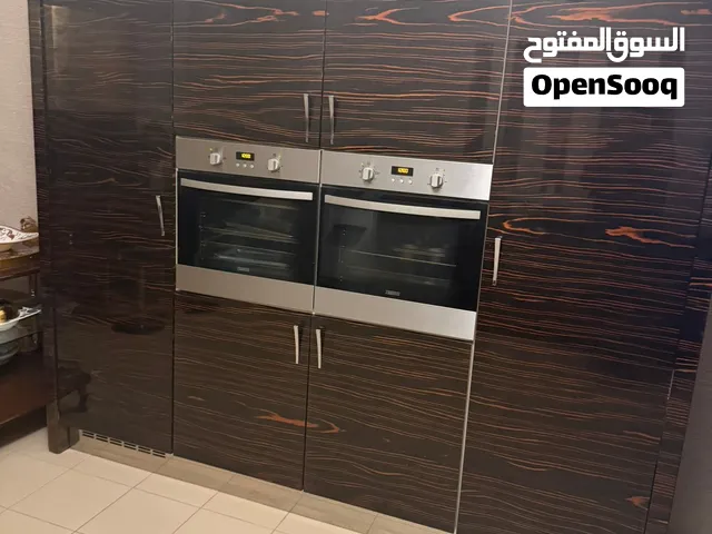 مطبخ إيطالي وارد معرض كازبيلا بحاله ممتازه شبه جديده سعره الأصلي 27000 وسعر الشراء بعد الخصم 9000