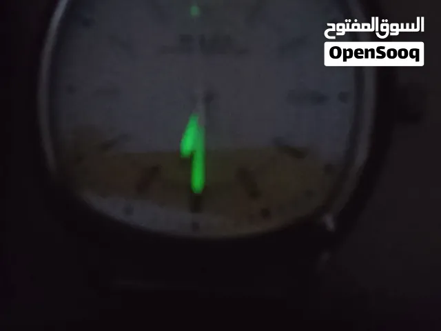 ساعة جديد تقلد100