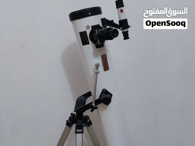 تلسكوب موديل F76700 لون أبيض مناسب للمبتدئين نظيف