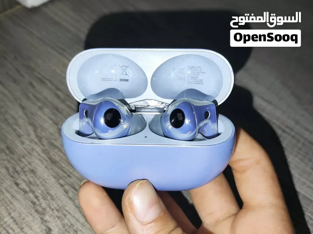سماعات هواوي فري بودز 2برو وسماعات ون بلص حالة وكاله بسعر مغري