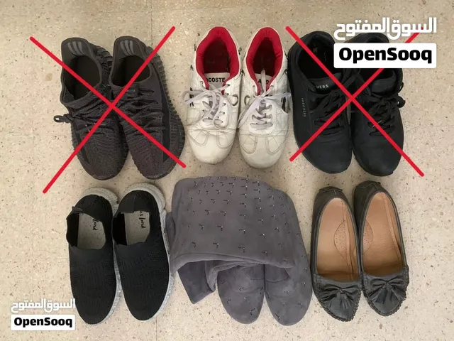 Used women shoes size 38