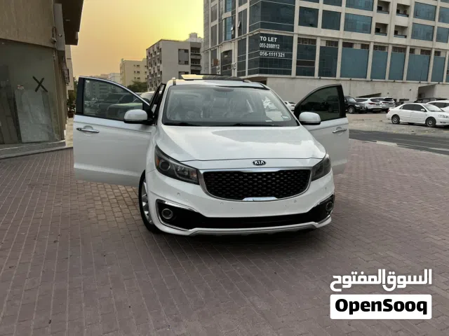 Used Kia Sedona in Ajman