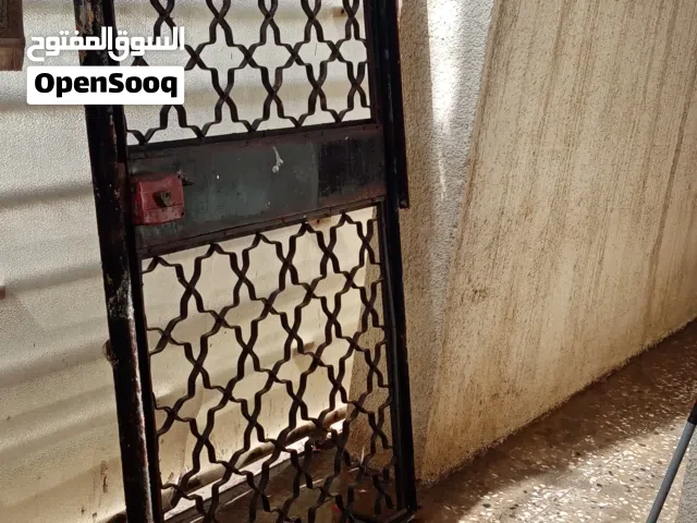 باب حديد ابو السيم لتامين الدار شغ ثقيل