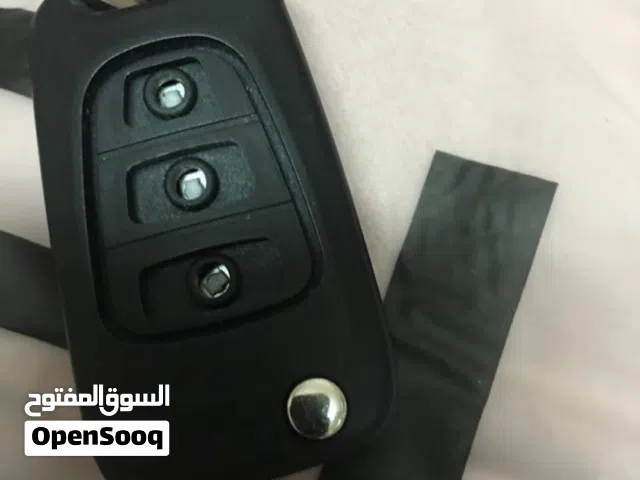 أزرار مفتاح السيارة لسيارات هيونداي وكيا Car key buttons for Hyundai and KIA cars