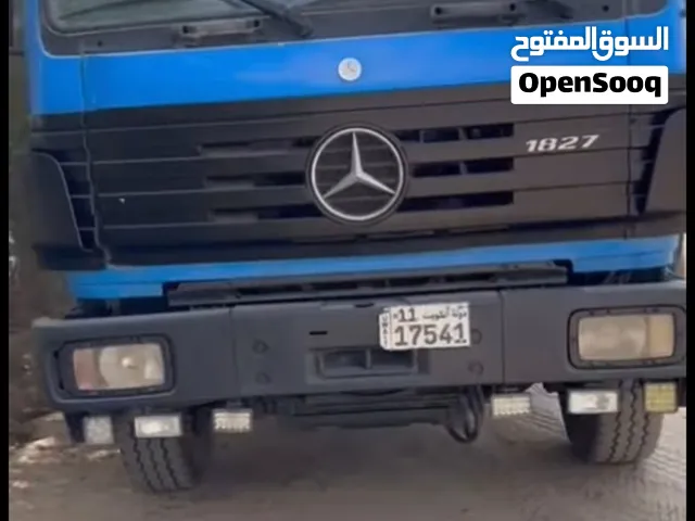تنكر مياه للبيع موديل 1995 بحاله جيده وممتازه ولا يحتاج اي مصروف