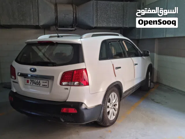 Kia Sorento 2013 LX (top model) full option for sale