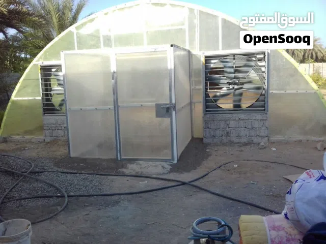 خدمات بيوت محمية وغرف تجفيف التمور ومستلزماتها