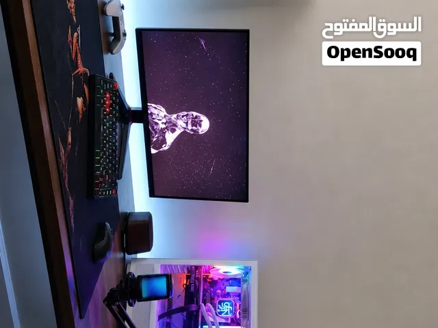 كيس وشاشتين وكرسي وماوس وكيبورد ويوبي اس ومايك خارجي اقره المنشور قبل لا تراسلني تاج راسي انت