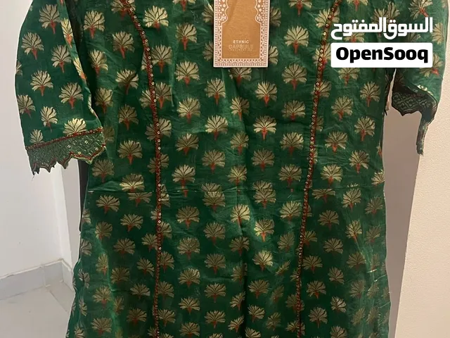 Desi Indian/ paki clothing from ethnic in XS in Rak