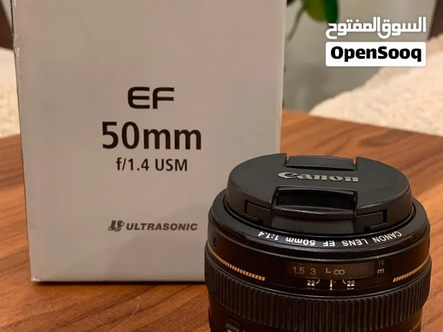 عدسة كاميرا