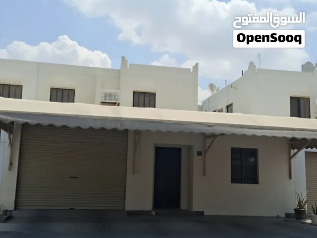 للبيع بيت في مدينة حمد مع الفرش