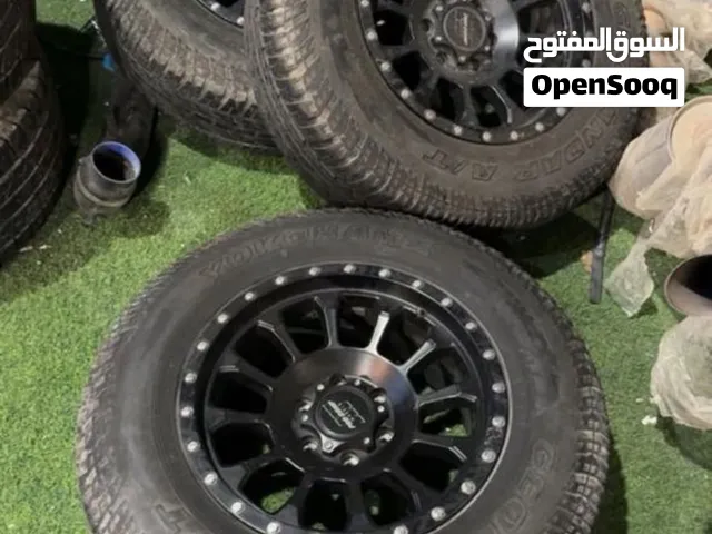 Orginal pro comp  rims 18 with Yokohama tiers رنجات برو كوم اصليات مع تواير يوكوهاما